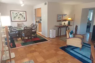 10208 Rockville Pik, Rockville, MD 20852 - Photo 3