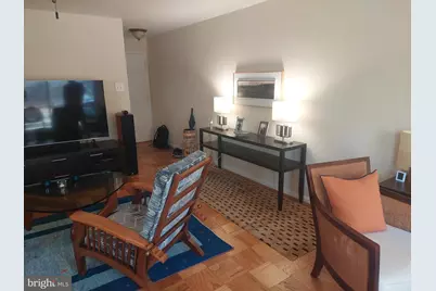 10208 Rockville Pik #302, Rockville, MD 20852 - Photo 3