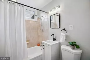 3921 Lantern Dr, Silver Spring, MD 20902 - Photo 19