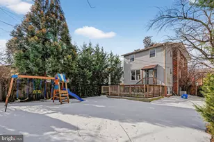 7903 Woodbury Dr, Silver Spring, MD 20910 - Photo 21