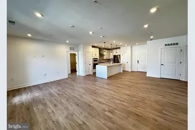 1141 Fortune Terrace #406, Potomac, MD 20854 - Photo 7