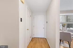 505 White Surf Dr, Gaithersburg, MD 20878 - Photo 5