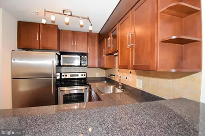 5821 Inman Park Circle #140, Rockville, MD 20852 - Photo 5