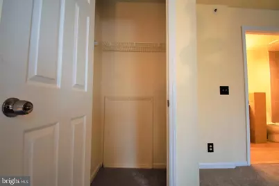 5821 Inman Park Circle #140, Rockville, MD 20852 - Photo 7