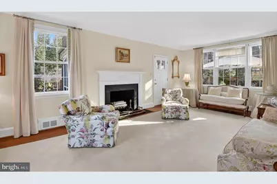 5208 Woodlawn Avenue, Chevy Chase, MD 20815 - Photo 5