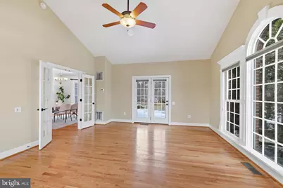 10405 Sandringham Court, Potomac, MD 20854 - Photo 21