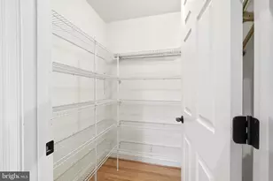 10405 Sandringham Ct, Potomac, MD 20854 - Photo 35