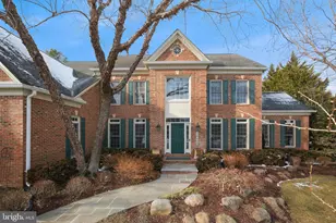 10405 Sandringham Ct, Potomac, MD 20854 - Photo 7