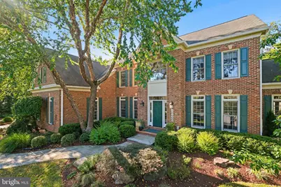 10405 Sandringham Court, Potomac, MD 20854 - Photo 9