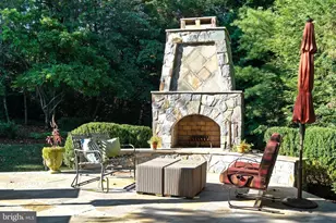 10405 Sandringham Ct, Potomac, MD 20854 - Photo 81