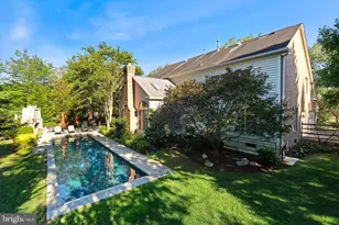 10405 Sandringham Ct, Potomac, MD 20854 - Photo 75