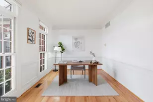 10405 Sandringham Ct, Potomac, MD 20854 - Photo 15