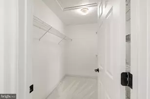 10405 Sandringham Ct, Potomac, MD 20854 - Photo 45