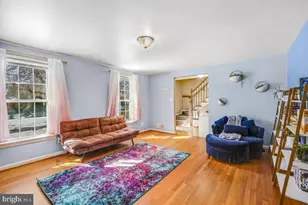 19105 N Pike Creek Pl, Montgomery Village, MD 20886 - Photo 7