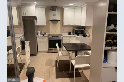 8910 Centerway Road, Gaithersburg, MD 20879 - Photo 3