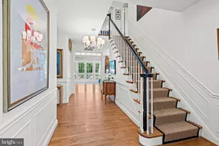 8 Farmington Ct, Chevy Chase, MD 20815 - Photo 5