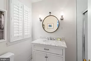 8 Farmington Ct, Chevy Chase, MD 20815 - Photo 25