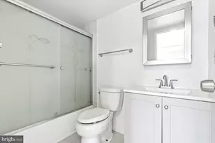 1121 University Blvd W, Silver Spring, MD 20902 - Photo 9