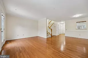 24 Steeple Ct, Germantown, MD 20874 - Photo 5