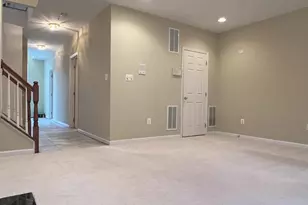 13416 Fountain Club Dr, Germantown, MD 20874 - Photo 5