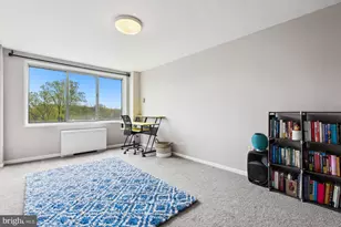 10201 Grosvenor Pl, North Bethesda, MD 20852 - Photo 25