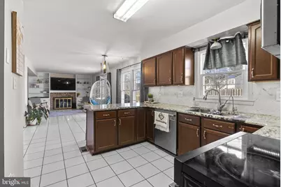 18723 Capella Lane, Gaithersburg, MD 20877 - Photo 9