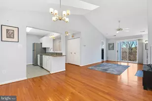 10007 Vanderbilt Cir, Rockville, MD 20850 - Photo 7