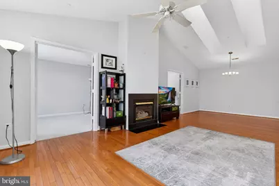 10007 Vanderbilt Circle #14, Rockville, MD 20850 - Photo 5