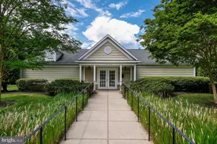 10007 Vanderbilt Cir, Rockville, MD 20850 - Photo 33