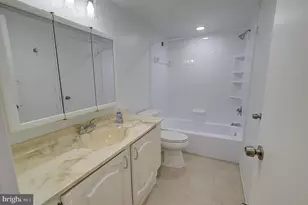 5225 Pooks Hill Rd, Bethesda, MD 20814 - Photo 5