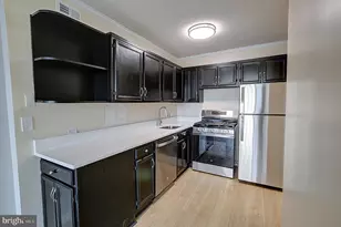 5225 Pooks Hill Rd, Bethesda, MD 20814 - Photo 7