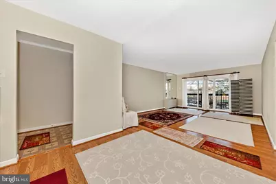 10320 Westlake Drive #301E, Bethesda, MD 20817 - Photo 5