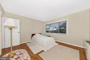 10320 Westlake Dr, Bethesda, MD 20817 - Photo 11