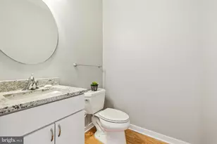 8012 Grove St, Silver Spring, MD 20910 - Photo 17