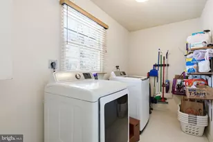 11844 Dinwiddie Dr, Rockville, MD 20852 - Photo 29