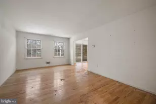 8607 Wild Olive Dr, Potomac, MD 20854 - Photo 7