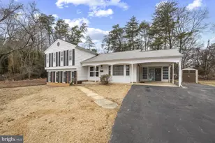 8607 Wild Olive Dr, Potomac, MD 20854 - Photo 3