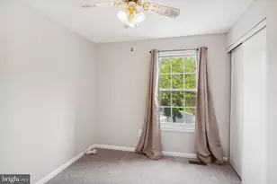 19314 Sandy Lake Dr, Gaithersburg, MD 20879 - Photo 15
