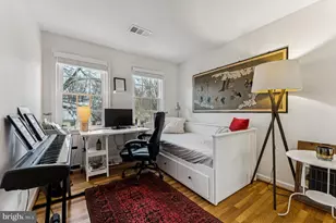 3559 Hamlet Pl, Chevy Chase, MD 20815 - Photo 17