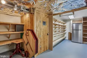 11011 Montrose Ave, Garrett Park, MD 20896 - Photo 47