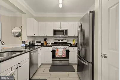 11 Arch Place #368, Gaithersburg, MD 20878 - Photo 5