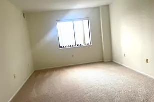 15100 Interlachen Dr, Silver Spring, MD 20906 - Photo 13