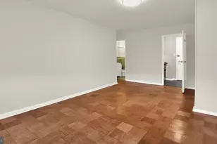 10201 Grosvenor Pl, North Bethesda, MD 20852 - Photo 15