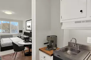 10201 Grosvenor Pl, North Bethesda, MD 20852 - Photo 5