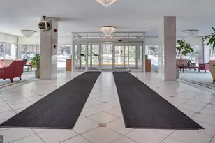 10201 Grosvenor Pl, North Bethesda, MD 20852 - Photo 19