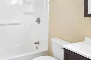 20559 Strath Haven Dr, Gaithersburg, MD 20886 - Photo 7