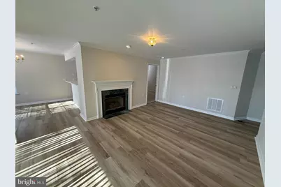 115 Timberbrook Lane #101, Gaithersburg, MD 20878 - Photo 5