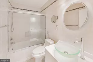 22 Shagbark Ct, Rockville, MD 20852 - Photo 27