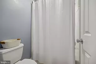 8807 Ridge Rd, Bethesda, MD 20817 - Photo 39