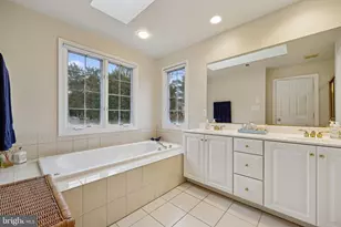 8807 Ridge Rd, Bethesda, MD 20817 - Photo 27